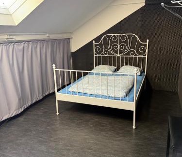 Langstrasse Apartamento | Raum und Zeit