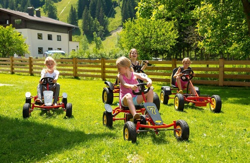 Rauris Casa | Rauriser Jungle Family Studio - Hotel Alpina ****