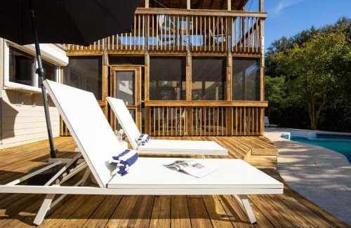 Sullivan's Island Casa | Raven by AvantStay Entertainers Dream w Pool Hot Tub Game Room 9 BRs