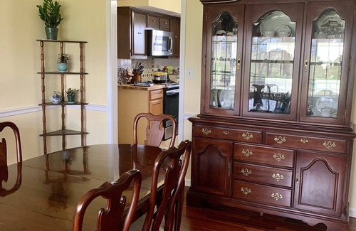 Versailles Otro | Rodeado de encanto rural! 5 BR A solo 8 millas de Keeneland y el aeropuerto BG