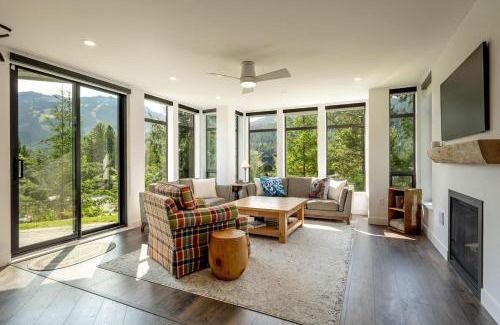 Blueberry Hill Apartamento | Ravencrest 101 by Outpost Whistler