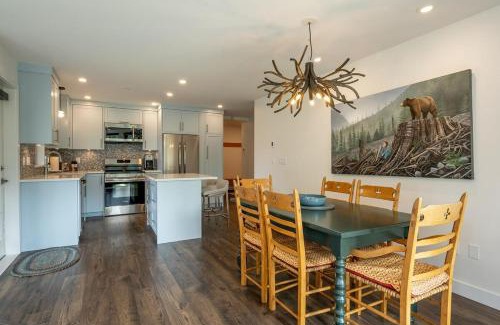 Blueberry Hill Apartamento | Ravencrest 101 by Outpost Whistler