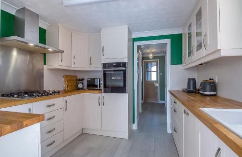 Pipe Gate Casa | Ravensmere Villa