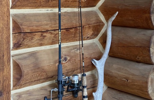 Darby Cabina | Ravenwood Cabin in the woods next to forest service PET FRIENDLY