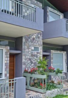 Garjia Complejo | Ravihans Aranyam - Resort & Restaurant