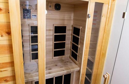 Logan Casa | Ravine - by The Chalets