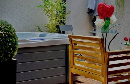 Poincare - Foch - Anatole France - Croix de Bourgogne Apartamento | Ravissant Loft Neuf Cosy et Indépendant au Cœur de Nancy