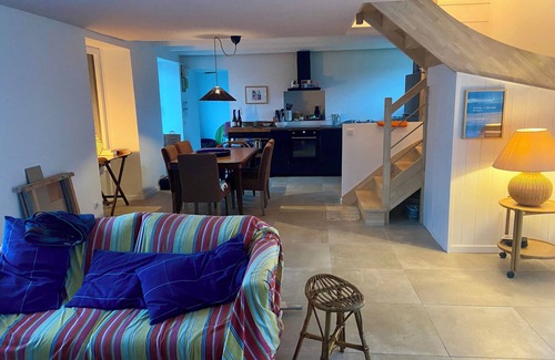 Plobannalec-Lesconil Casa | Ravissante Maison typique de pêcheur à 800 m des plages et du port de pêche