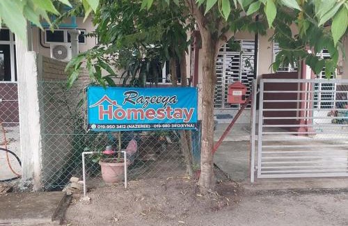 Pasir Puteh Casa | Razeeya Homestay