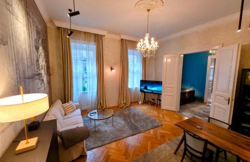 Erzsebetvaros Apartamento | RB64 - Classy & Spacious Home near Villa District