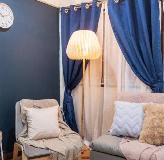 Chom Phon Casa | RB7 Chatuchak House, Netflix, HighSpeedNet, Metro