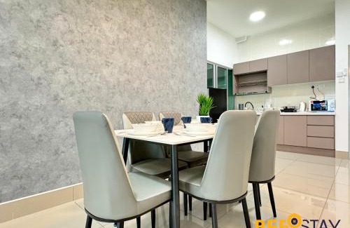 Salak South Apartamento | RC Residence Salak South Family Suite w Pool View