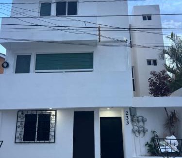 León Apartamento | RC Studio loft san Jerónimo