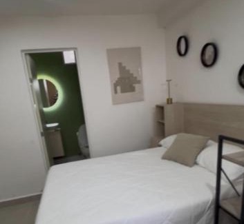 León Apartamento | RC Studio loft san Jerónimo