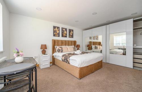 Batley Casa | -RC7B- For your relaxed and Cosy stay with Free WiFi