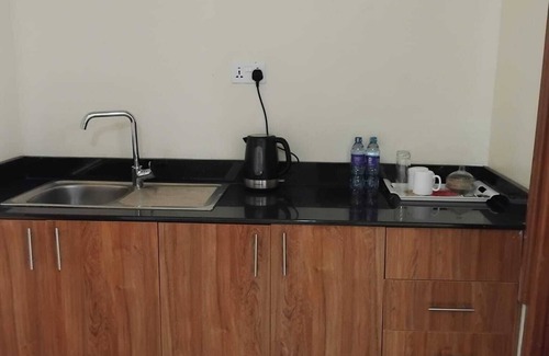 Kasarani Cama Y Desayuno | RCMRD EXECUTIVE SUITES HOTEL ROOM