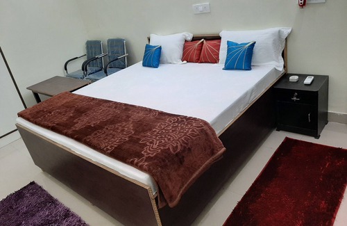 Greater Noida Casa | RCS Residency And Guest House