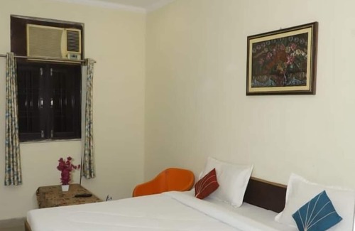 Greater Noida Casa | RCS Residency And Guest House