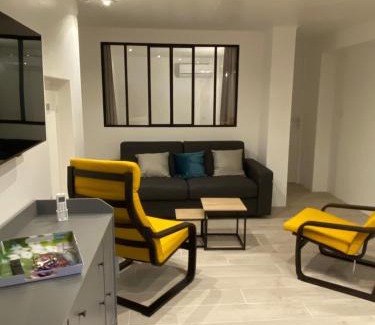 Agay Apartamento | RDC-120m plage Agay-2ch