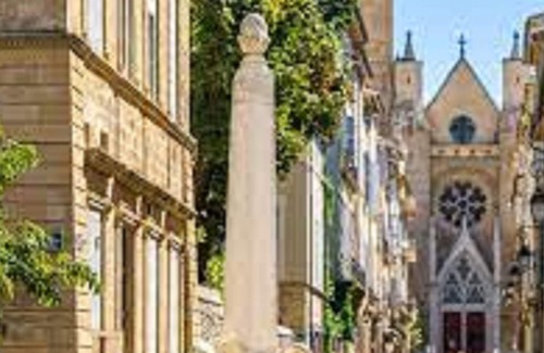 Sud Apartamento | Planta Baja En Villa Con Jardín En El Centro De Aix En Provence