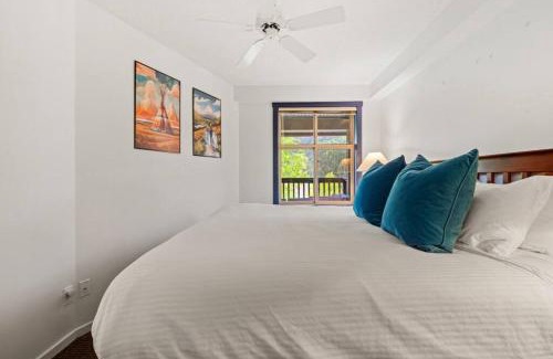 East Kootenay Apartamento | Reach Your Peak, Ski In, Ski Out, Pool, Hot Tub