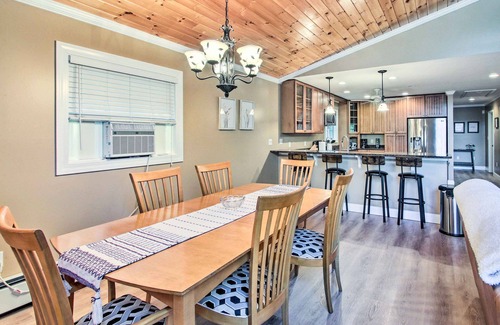 Readfield Casa | Readfield Retreat w/ Lake Maranacook Views!