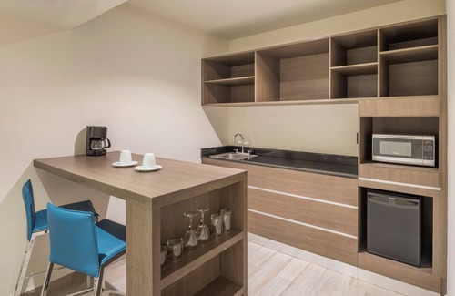 Celaya Hotel | Real Inn Celaya
