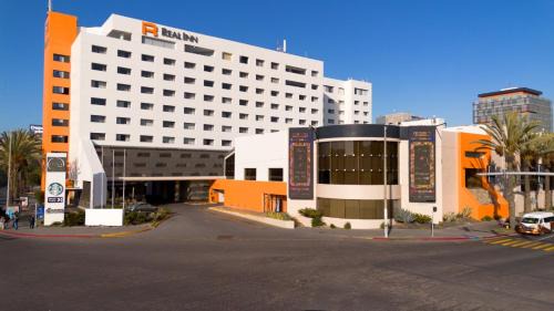 Zona Río Hotel | Real Inn Tijuana by Camino Real Hoteles