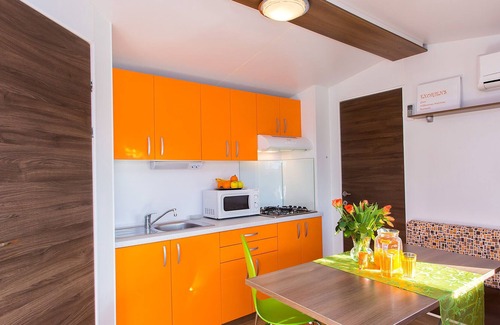 Zelena Casa | Corregir pequeñas casas llenas de encanto en el centro de la laguna Zelena