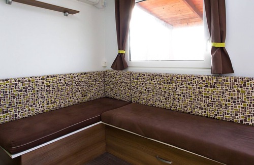 Zelena Casa | Corregir pequeñas casas llenas de encanto en el centro de la laguna Zelena