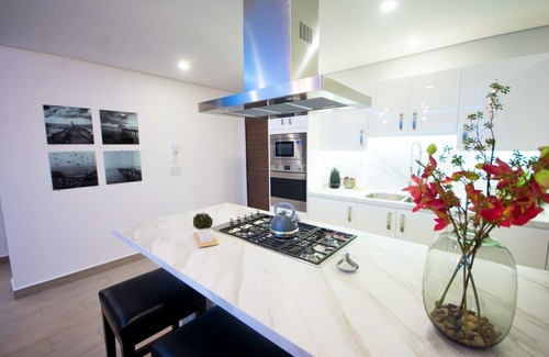 Zapopan Condominio | Real View Towers, Plaza Real Center, Amazing 2 BR, Sanitized, Near Andares