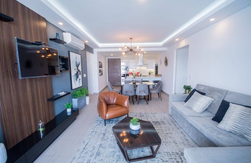 Zapopan Condominio | Real View Towers, Real Center, Cozy 2BR 2nd floor, Zona Real, Near Andares