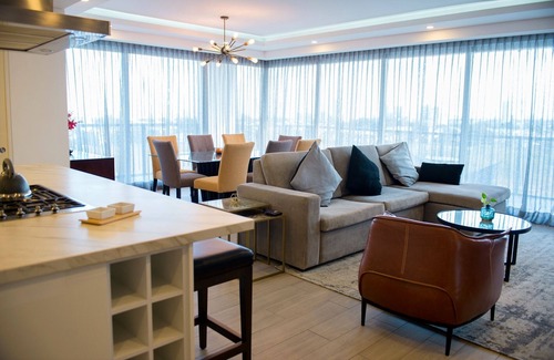 Zapopan Condominio | Real View Towers, Real Center, Spectacular 3BR 2nd floor, Zona Real Near Andares