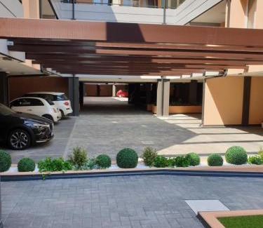 Bolognina Apartamento | Realkasa Pool & Parking Flat