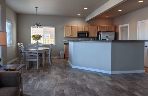 Williston Casa | Muy bonita casa a una cuadra de University Ave