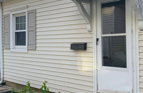 Spring Lake Cabaña | Rear Cottage in Spring Lake