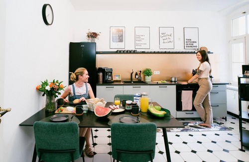 Halle Apartamento | Rebelrents / Design Apartment Nahe Hauptbahnhof und City. Familienfreundlich!