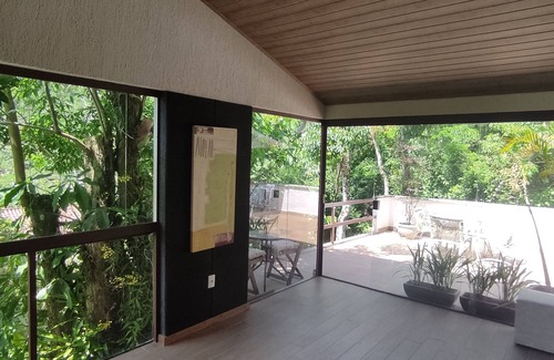 Engenho do Mato Cabaña | Recanto Darwin, spacious, fresh and equipped, with swimming pool, in the State Park.