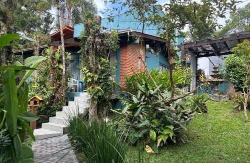 Nacoes Cabina | RECANTO DOS PASSARINHOS LINDA CASA COM 2 quartos