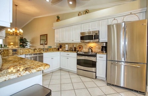 Heritage Palms Condominio | Recent cancellation - Now Avail. Jan. 11 - Feb. 14, 2025 Heritage Palms Condo
