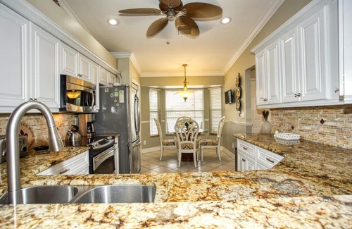Heritage Palms Condominio | Recent cancellation - Now Avail. Jan. 11 - Feb. 14, 2025 Heritage Palms Condo