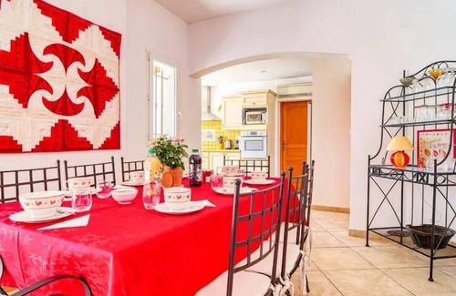 Montfort-sur-Argens Casa | Villa provenzal reciente, 8 habitaciones, todas las comodidades con piscina