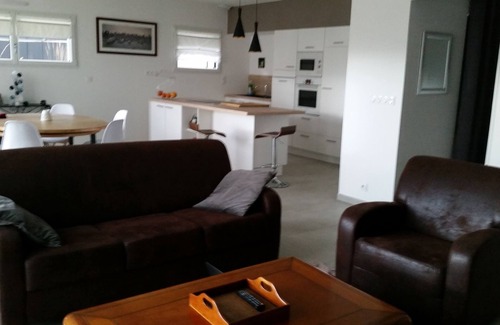 Carantec Cabina | Recent single-storey house Route de la Corniche