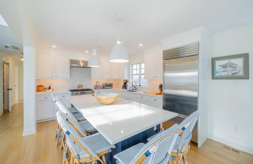 Avalon Casa | Recently Built, Well Maintained Home with a Pool