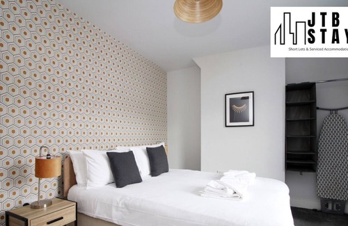 Splott Casa | Recently Modernised Townhouse w/ Self Check-In