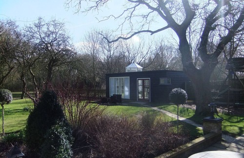 Lessingham Casa | Nueva conversión de granero, cerca de la costa, admite mascotas con un jardín seguro.