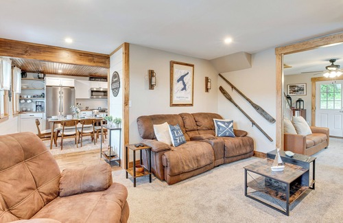 Harveys Lake Casa | Recently Renovated Harveys Lake Retreat w/ Dock!