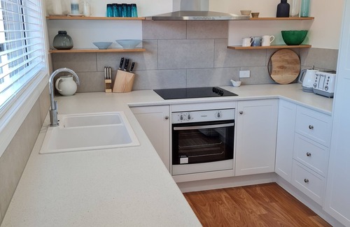 Warrnambool Casa | Recently renovated house in quiet leafy surroundings..
