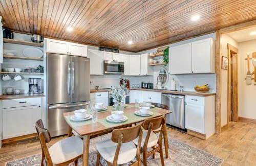 Harveys Lake Casa | Recently Renovated Harveys Lake Retreat with Dock!