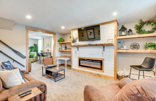 Harveys Lake Casa | Recently Renovated Harveys Lake Retreat with Dock!